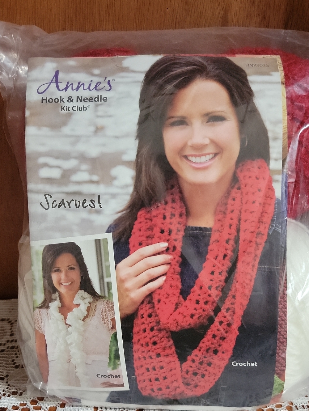 Annie Red And White Crochet Scarves Pattern Kit